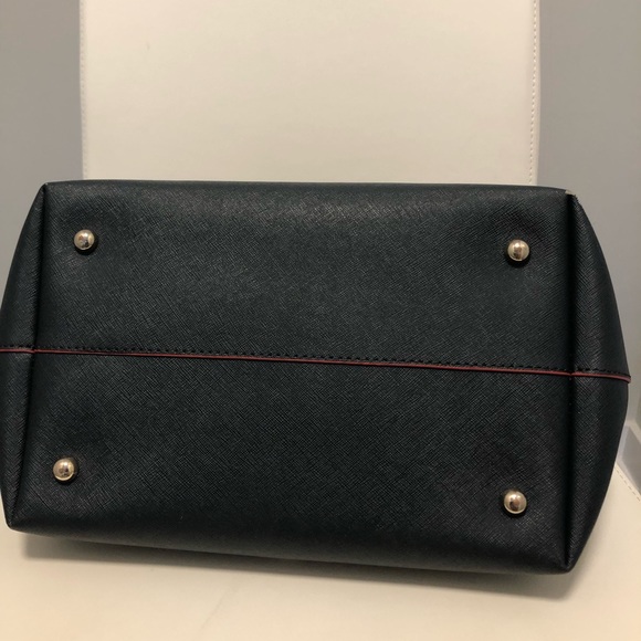 Gorgeous leather purse. - Picture 5 of 7